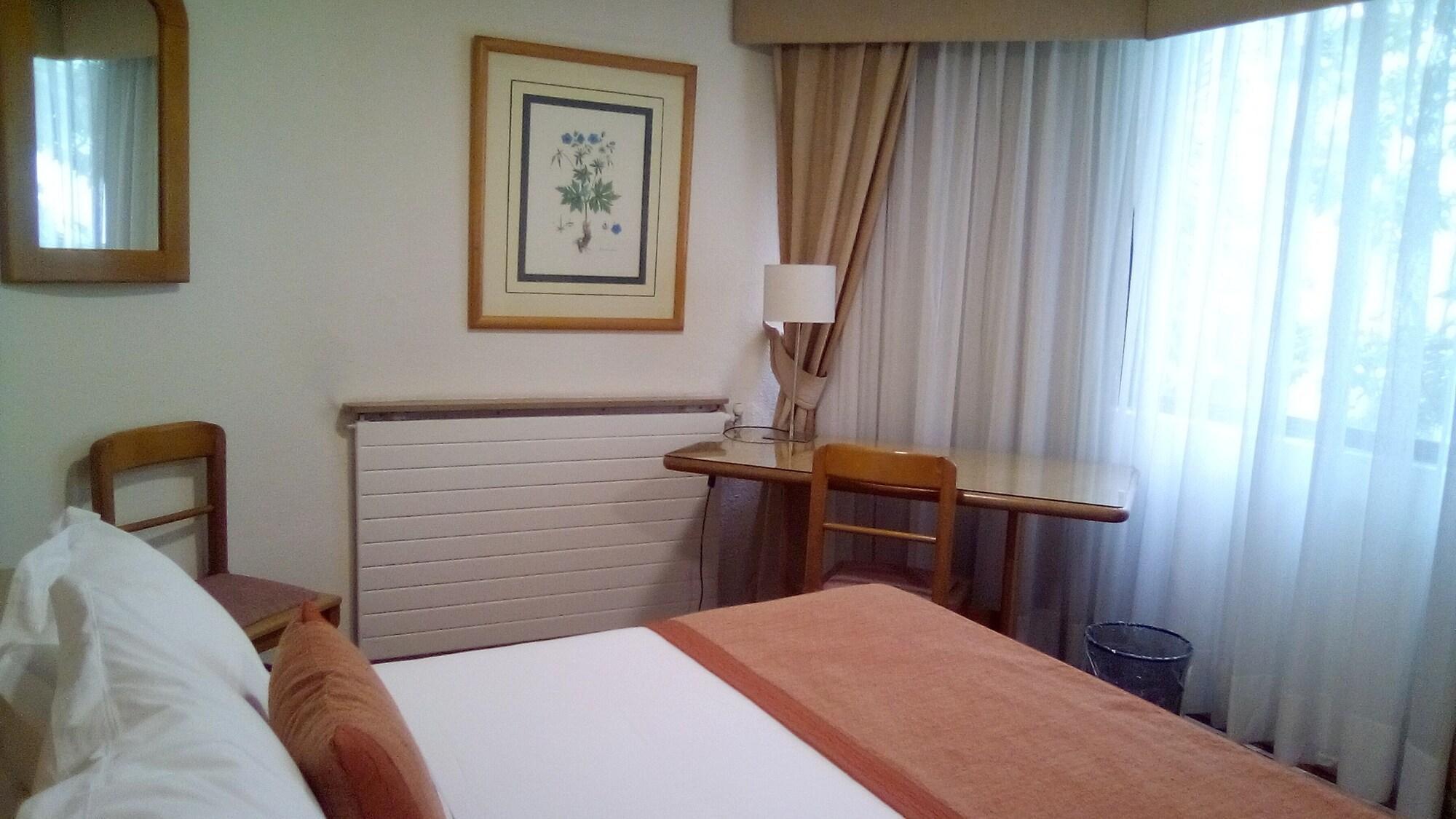Hotel Presidente Сантяго Екстериор снимка
