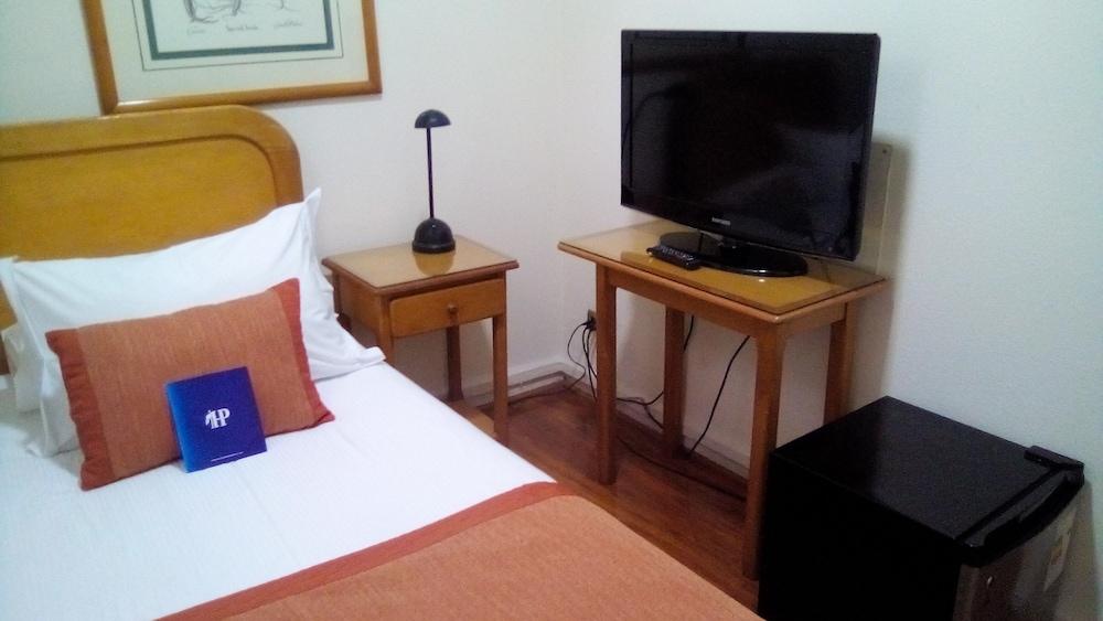 Hotel Presidente Сантяго Екстериор снимка