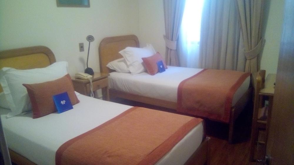 Hotel Presidente Сантяго Екстериор снимка